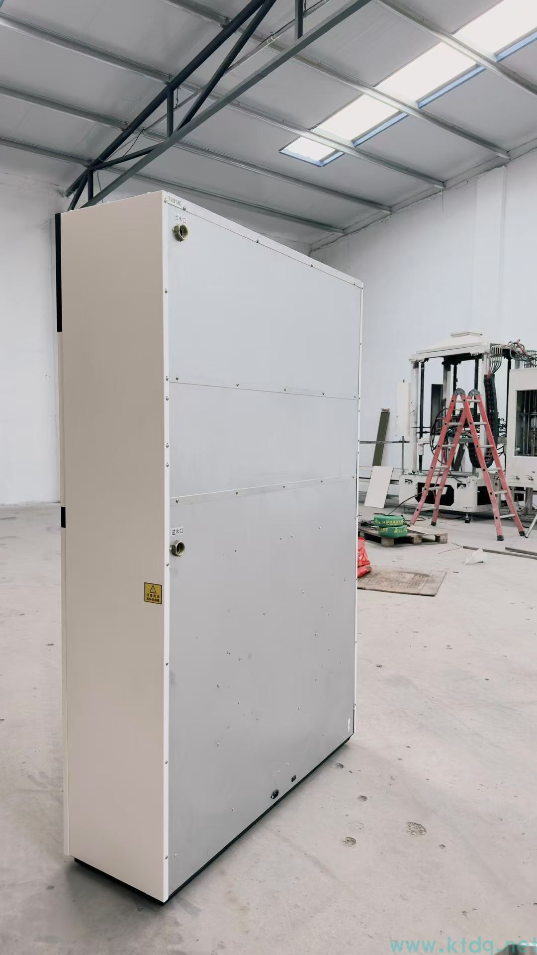 廠家供應(yīng)大型10匹商用水空調(diào) 冷暖兩用水冷空調(diào)井水柜機(jī)(圖3)